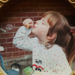 Laura Pickard - @alittlebirdtoldme28 - Instagram