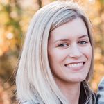 Laura Barber-Purvis - @revampedreader - Instagram