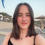 Laura Rees - @laurarees17 - Instagram