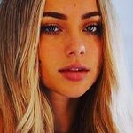 laura_riddle - @laura_riddle_3 - Instagram