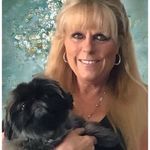 Laura Riddle - @laurafromagoura_realtor - Instagram