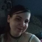 Laura Runyon - @decemberangel93 - Instagram