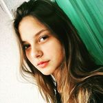 Laura Schadeck - @laura_schadeck__ - Instagram
