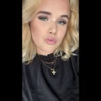 Laura Schou - Facebook