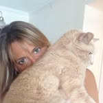 Laura Schrank - @laura_miami10 - Instagram