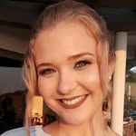 Laura Seeger - @lauraseegerr - Instagram