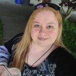 Laura Senger - @lsenger08 - Instagram