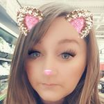 laura - @laurasnare611 - Instagram