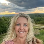 Laura McIntyre Snare - @laurasnare5 - Instagram