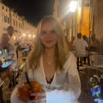 Laura - @laurasouter_ - Instagram
