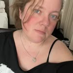 Laura Souter - @rubberdux13 - Instagram