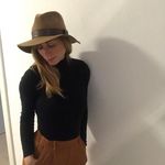 Laura Spanó - @petite_chic_by_laura - Instagram
