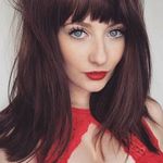 Laura | 32 - @lauraspeight96 - Instagram
