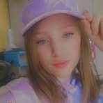 Laura Stec - Facebook