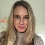 Laura Stott - @stott_journo - Instagram