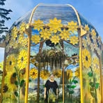 Laura Supan - Facebook