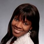 Laura Sandrine Ngouogoum Tague - @laurasandrinetague - Instagram