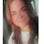 Laura Teagle - @laura_michelle8 - Instagram