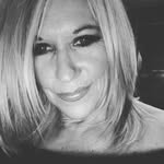 Laura Tebbe - @yikesstyle - Instagram