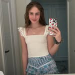 Laura Techar - @lauraatechar - Instagram