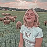 ʚ₊˚. ✿ ꒱ FANPAGE 💛 - @lauraeditssf - Instagram