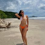 Laura Teller - Facebook