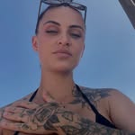 ༻ 𝑫𝒋𝒂𝒂𝒉𝒈 - @lauratestud - Instagram