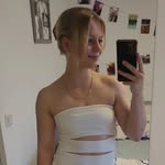 Laura - @laura_theiss_ - Instagram