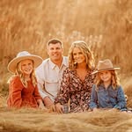 Laura Theis - @ltheis928 - Instagram