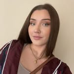 Laura Theisen - @lauratheisen24 - Instagram