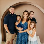 Laura Theisinger - @laura.theisinger - Instagram