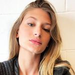 Törö Laura - @_laura.torok_ - Instagram
