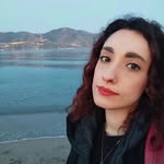 Laura Trapani - @scarletnox73 - Instagram