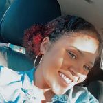 Laura Treadwell - @lauren_2370 - Instagram