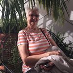 Laura Tremblay - @laura.tremblay.353 - Instagram