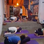Laura Trigo - @sadhana.x.yoga - Instagram