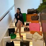 Laura troisi - @lauratroisi2011 - Instagram