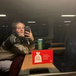 Laura Fischer Trollo - @laura_trollo - Instagram