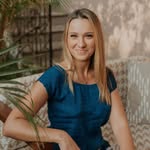 Laura Tucker: The Sculpting Reiki Facialist - @lauratucker_skintherapy - Instagram