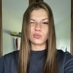 Laura Ulme - @itslauraulme - Instagram