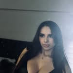 Valentina Martinez - @lauravalentinaaaa_ - Instagram