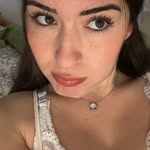 𝟒𝟒𝟒 - @lauravalle13 - Instagram