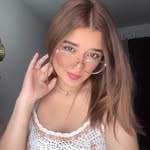 Laura Vallejo - @lauravallejo_23 - Instagram