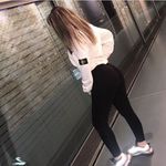Laura Vanoverdeberg - @lauravanoverdeberg - Instagram