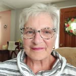 Lauretta Vanstone - @vivehoy209 - Instagram