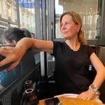 Laura Veale - @torresberlin - Instagram