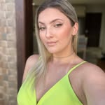 Laura Viana - @lauravianat - Instagram