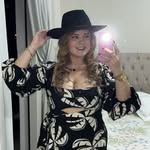 Laura Viana - @laura_soares_viana - Instagram