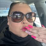 Laura Castillo Walstrom - @makenasmama - Instagram