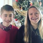 Laura Wallstrom - @thewallstroms - Instagram